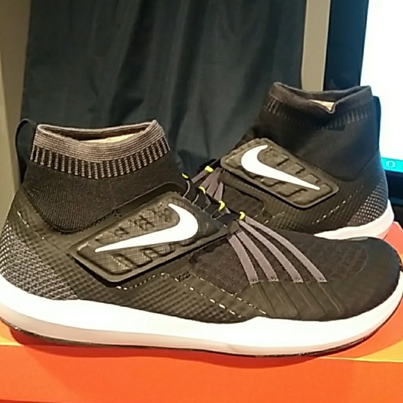 nike flylon